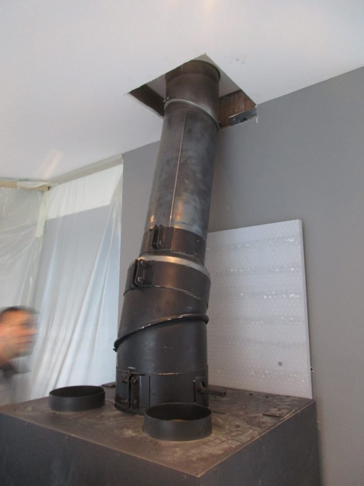 Retour sur une installation d'une cheminée : Branchement en tuyaux rigides 2mm acier