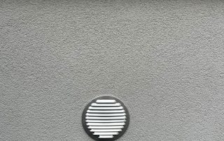 Grille d'arrivée d'air de façade